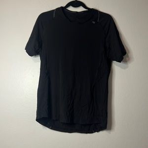 Mens lululemon top
